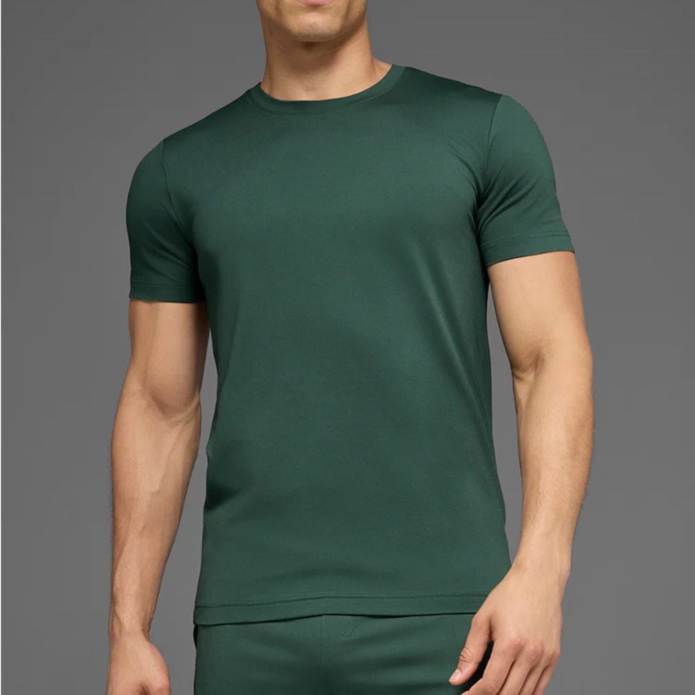 ALO Conquer Reform Crewneck Short Sleeve